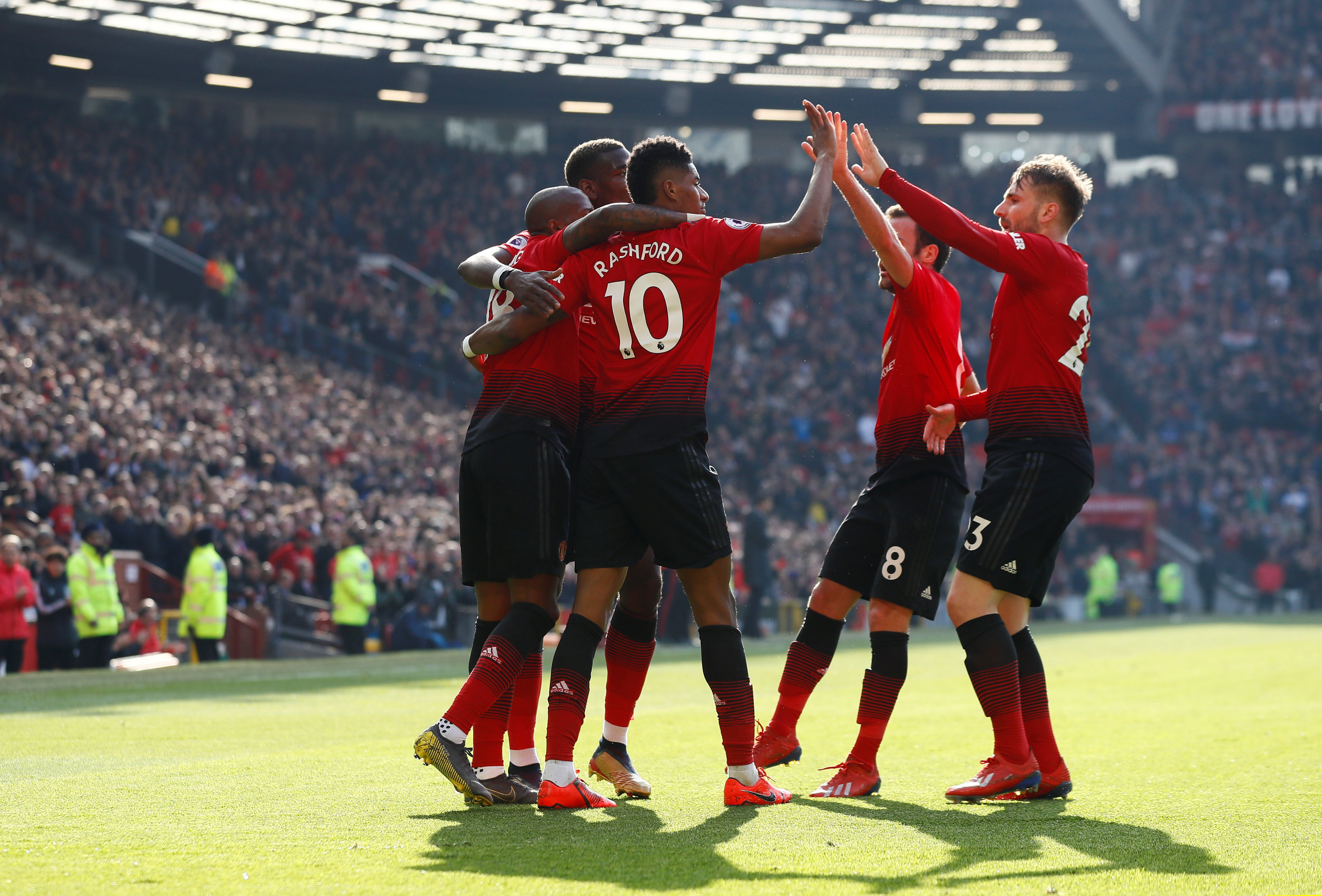 与杯赛与低 与杯赛与低